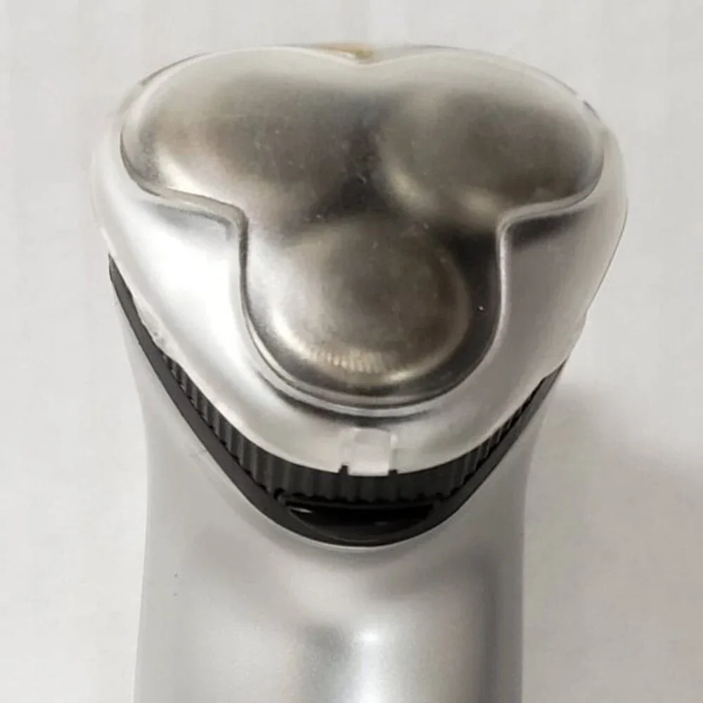American Tourister Electric Shaver & Travel Case